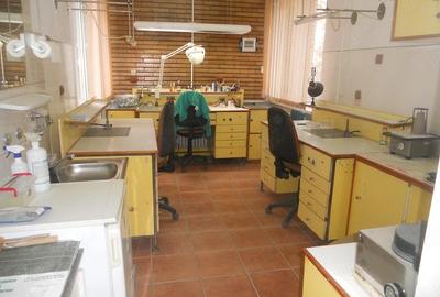 Spațiu comercial, de 15 mp, în Central - 2