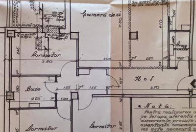 Apartament cu 4 camere decomandat în Costești - 1