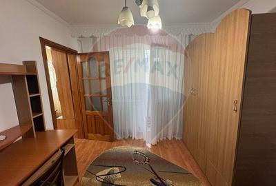 Apartament cu 2 camere de inchiriat-zona Cora Apartament cu 2 camere de inchiriat-zona Cora - 13