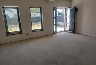 Casă cu 4 camere în Central - 4