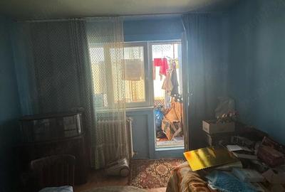 Apartament cu 2 camere semidecomandat în Dâmbovița
