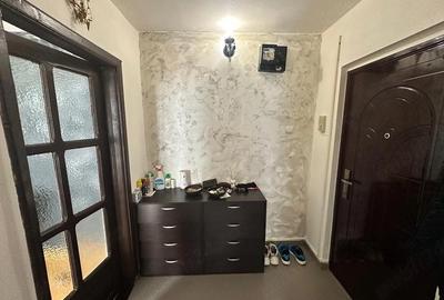 Apartament cu 3 camere semidecomandat în Rovine - 6