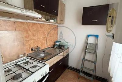 Apartament cu 2 camere semidecomandat, mobilat în Decebal - 2