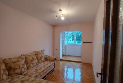Apartament 3 camere in Radauti zona Hurmuzachi - 2
