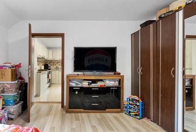 Apartament cu 3 camere la casa de vanzare in Bujac 0%Comision - 10