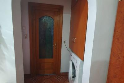 Apartament 2 camere zona Bulevard / Biserica Sf. Vineri , etaj 1 - 4