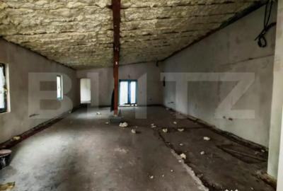 Spațiu comercial, de 620 mp, în Steaua - 4