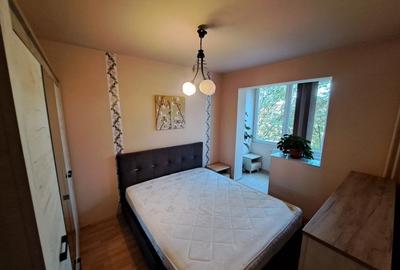 Apartament cu 3 camere semidecomandat, mobilat în Circumvalațiunii - 2