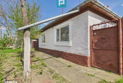Casă cu 3 camere cu Teren 1046 Mp în Subcetate - 1