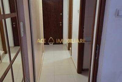 Garsonieră decomandată, mobilată în Universitate - 1