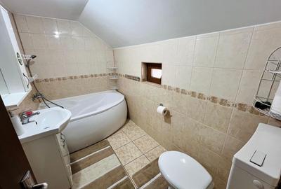 Casă cu 4 camere cu Teren 300 Mp în Central - 8