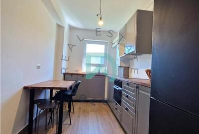 Apartament cu 2 camere decomandat în Tractorul - 12