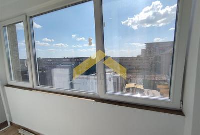 Apartament cu 2 camere decomandat în Romanilor - 9