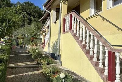 Casă cu Teren 1138 Mp în Corunca - 8