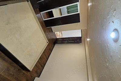 Apartament cu 3 camere decomandat în Central - 1