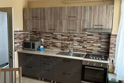 Apartament cu 3 camere decomandat în Central - 1