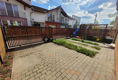 Casă cu 4 camere cu Canalizare în Europa