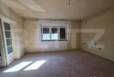 Casă cu 5 camere în Titulescu - 2