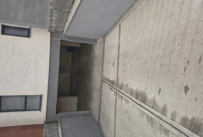 Garsonieră decomandată în Central - 4