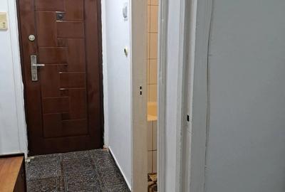 Apartament cu 2 camere semidecomandat în Militari