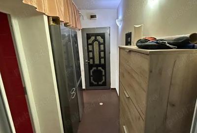 Apartament cu 2 camere nedecomandat în Micro 6 - 8