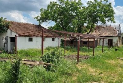 Casă cu 4 camere în Secusigiu - 4