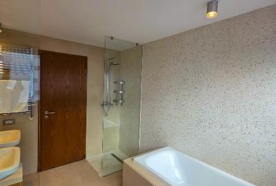 Apartament 3 camere-Faleza Nord-Vedere Mare - 12