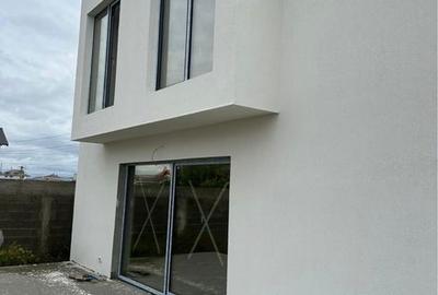 Casă cu 4 camere în Central - 9