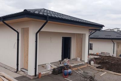 Casă cu 4 camere cu Teren 460 Mp în Miroslava - 3