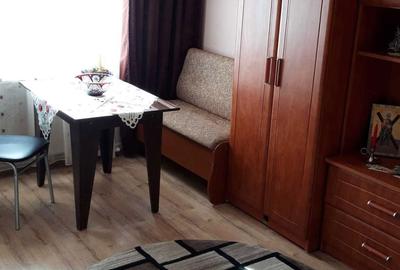 Garsonieră decomandată în Micro 1 - 8