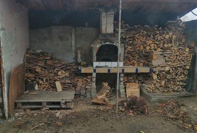 Casă cu 4 camere cu Teren 132 Mp în Central - 2