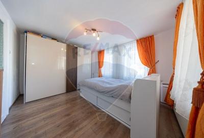 Casă cu 4 camere cu Teren 390 Mp în Satu Nou - 14