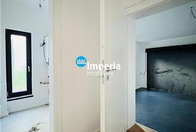 Persoana fizica de vanzare doua VILE DE LUX cu vedere la lac CORBEANCA - 6