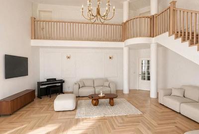 Casă cu 3 camere cu Teren 730 Mp în Central