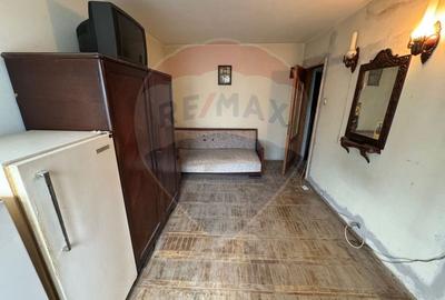 Apartament cu 1 camere de vanzare in zona Milcov-Pompieri - 1