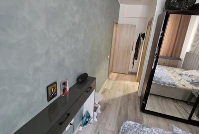 Apartament cu 3 camere decomandat în Roșu - 1