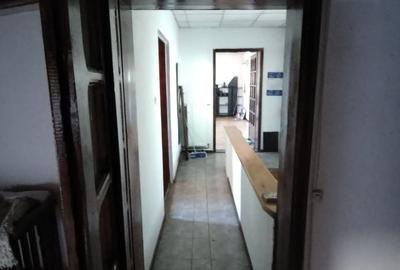 Casă individuală cu 4 camere cu Canalizare în Tomis II - 12