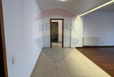 INCHIRIERE Apartament cu 3 camere in zona Baneasa - 4