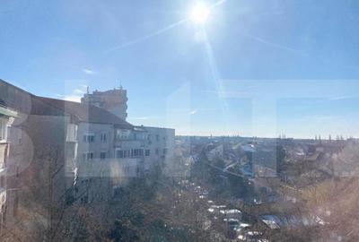 Apartament cu 3 camere decomandat în Cantemir - 2