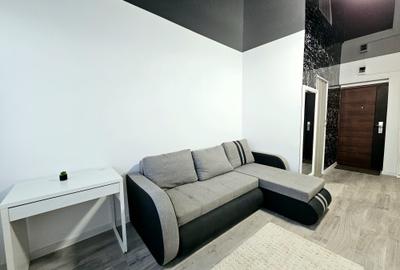 Garsoniera cu grup sanitar propriu, zona Port, renovata, mobilata, libera ! - 3