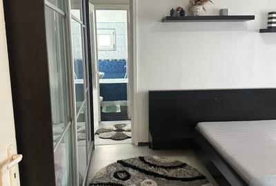 Apartament cu 3 camere semidecomandat, mobilat în Calea București - 6