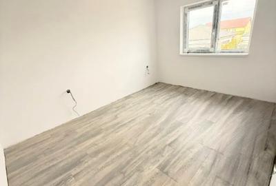 Casă cu 4 camere cu Teren 550 Mp în Tărlungeni