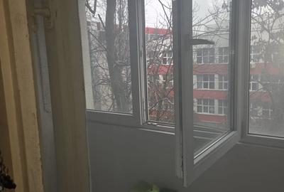 Titan - 5 minute Metrou Nicolae Grigorescu - Garsoniera confort 1(  anul 1979 ) - 6