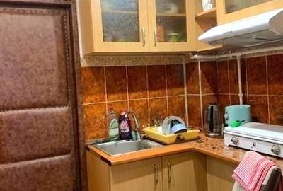 Garsoniera situata la etajul 1, cu finisaje medii, mobilata si utilata, cu centr - 3