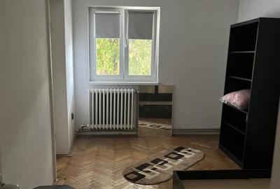 Apartament 2 camere Traian etaj 1 - 2