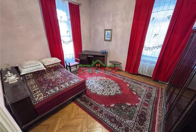 Casă cu 7 camere cu Teren 938 Mp în Orașul de Jos - 13