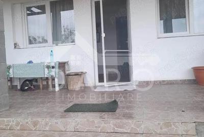 Casă cu 6 camere cu Teren 1200 Mp în Sângeorgiu de Mureș