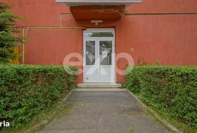 Apartament cu 5 camere decomandat în Astra - 18