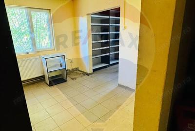 Spa?iu comercial de 35mp de vanzare in zona Exterior Est - 1