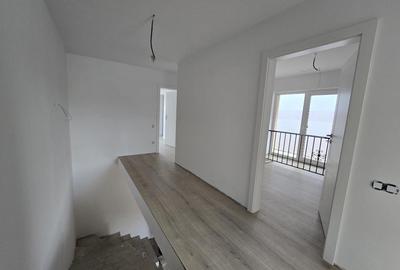 De vanzare Parte de Duplex, zona Centru. - 11